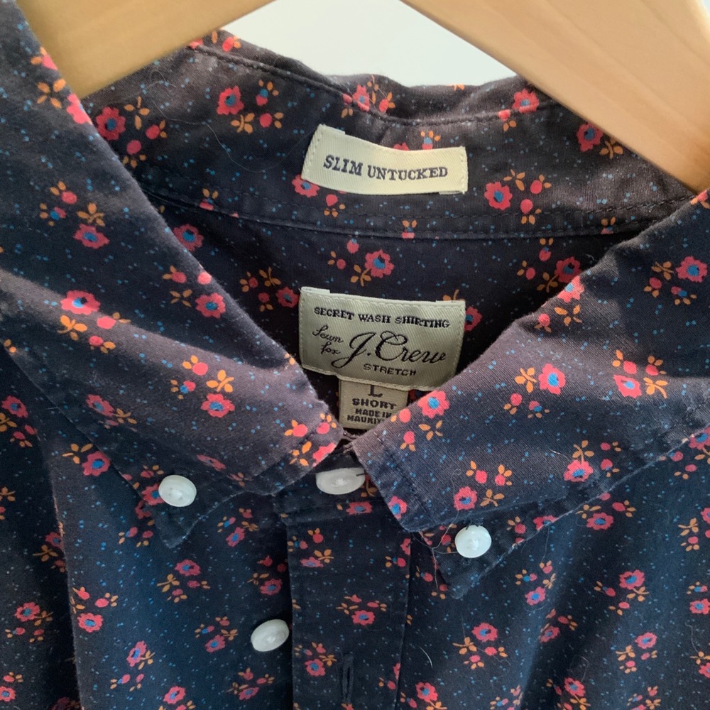 JCrew Untucked Men’s Shirt